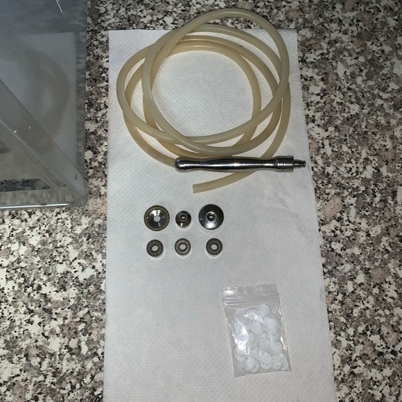 Microdermabrasion Machine - Picture 2 of 3